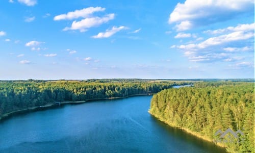 Grundstück für ein Gehöft am Makys See