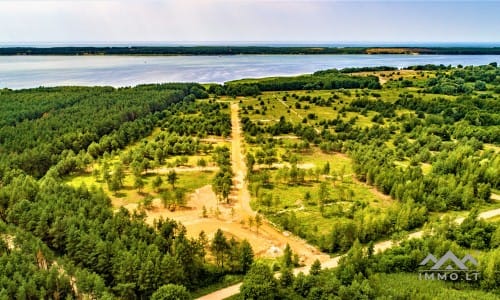 Terrain à bâtir au bord du lagon