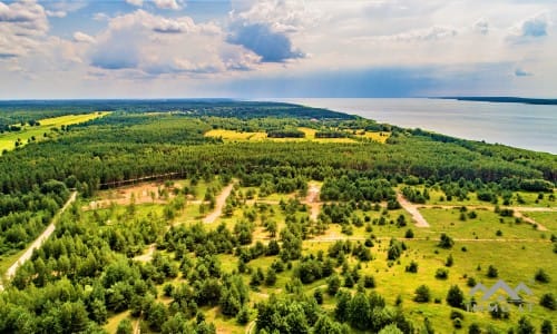 Terrain à bâtir au bord du lagon