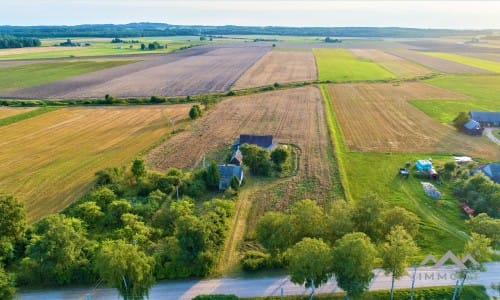 Gehöft im Bezirk Telšiai