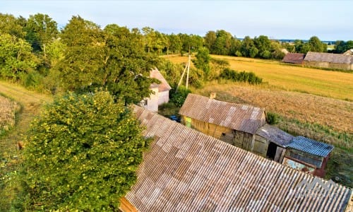 Gehöft im Bezirk Telšiai