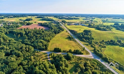 Terrains avec forêt