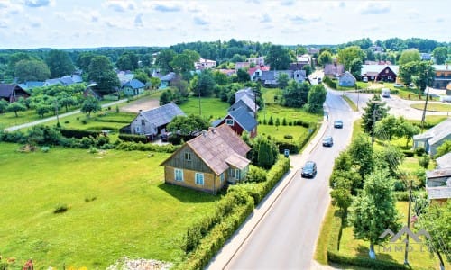 Homestead in Plateliai Near The Lake