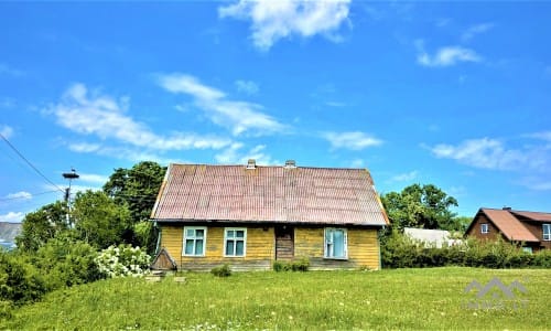 Homestead in Plateliai Near The Lake