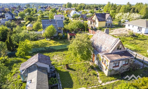 Gartenhaus in Dituva