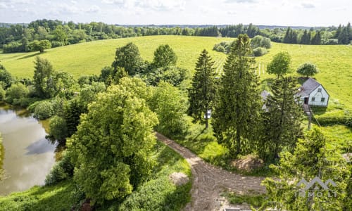 Gehöft in der Nähe von Telšiai