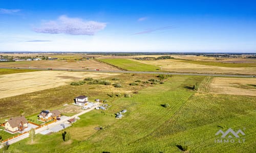 Un grand terrain à Šlapšilė