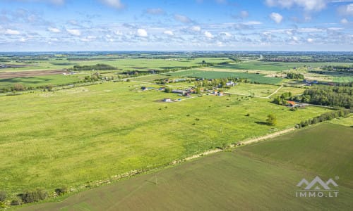 Terrain d'investissement dans le district de Klaipėda