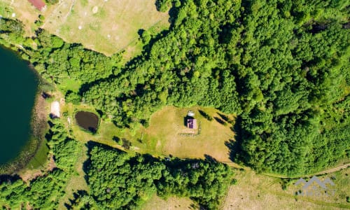 Traumhaftes Gehöft am See