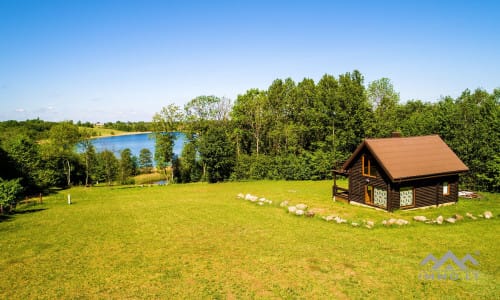 Traumhaftes Gehöft am See