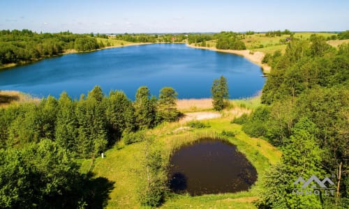 Fantastic Homestead by The Lake