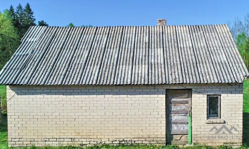 Une ferme exclusive entourée de forêts