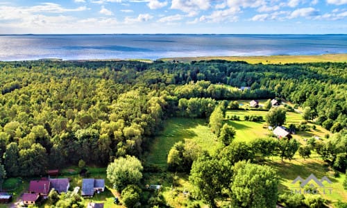 Terrain à bâtir près de la lagune de Courlande