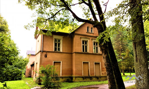 Der Wintergarten des Pliateriai-Herrenhauses in Šateikiai