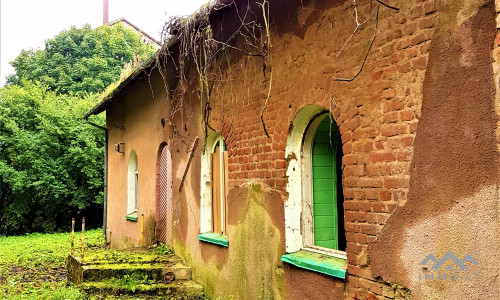 The Conservatory of The Pliateriai Manor in Šateikiai