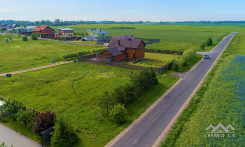 Baugrundstück in Peskojai