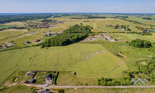 Terrain à bâtir unique avec forêt