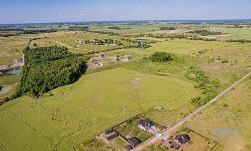 Terrain à bâtir unique avec forêt