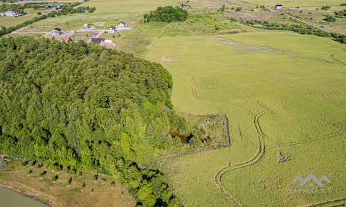 Einzigartiges Baugrundstück mit Wald