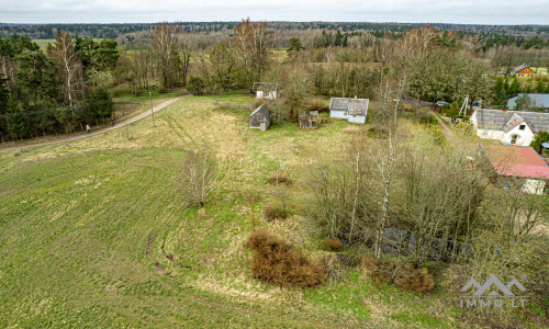 Une vieille ferme dans la commune de Rietavas