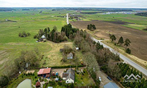 Une vieille ferme dans la commune de Rietavas