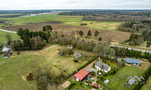 Une vieille ferme dans la commune de Rietavas